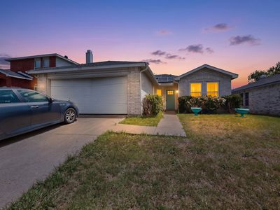 212 Crystalwood Dr