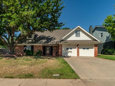1408 Bluebonnet St