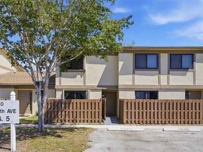 2950 NW 106th Ave APT 8