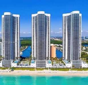 16001 Collins Ave APT 4006