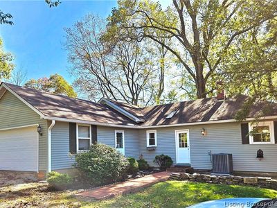 1046 Michigan Road