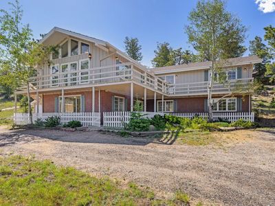 350 Whispering Pines Dr