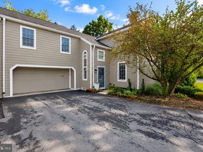 Property at 1949 Meadow Ln, Wyomissing, PA