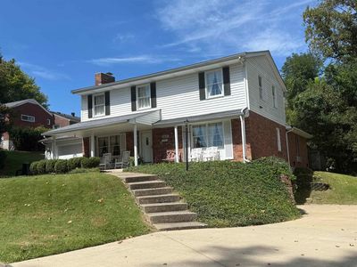 2631 Pleasant Ave