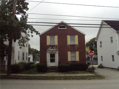 331 W Main St