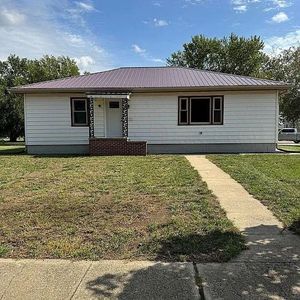 1101 Main St