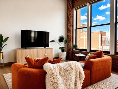 Property at 308 W 8th St APT 418, Kansas City, MO