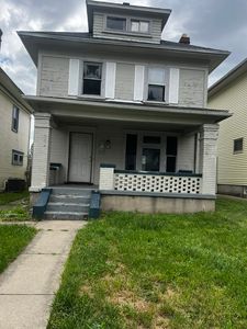 836 Wellmeier Ave