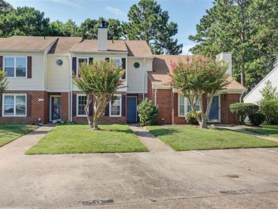 668 Hollomon Dr
