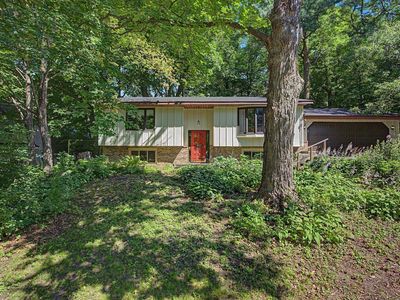 760 Ponderosa Dr