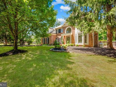8 Golfview Dr