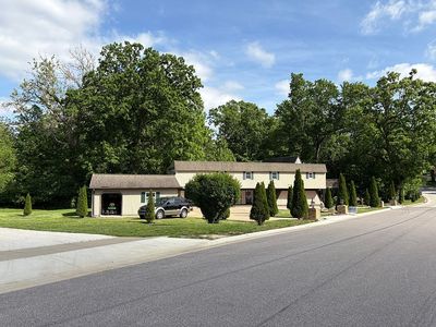 831 Ridgewood Dr