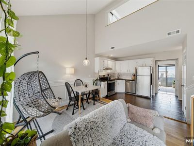 77 Liberty St APT 8
