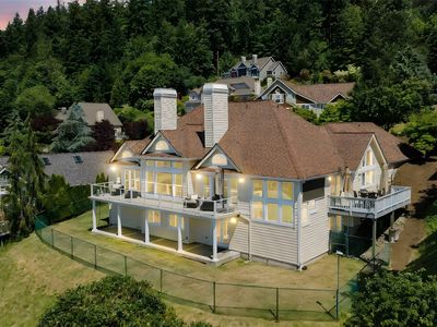 1653 204th Avenue NE