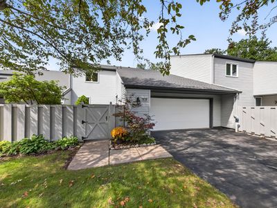 2828 Monte Vis