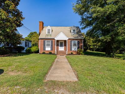 1716 Lee Ave