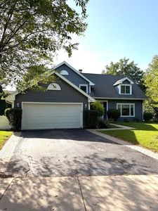 Property at 310 Chesterfield Ln, Vernon Hills, IL
