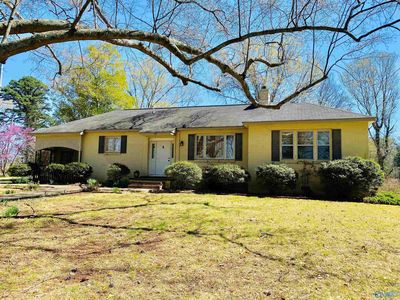 1309 Whispering Hills Cir NW