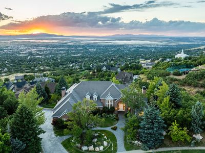 1877 Stone Hollow Dr