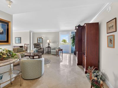 2200 S Ocean Boulevard #202