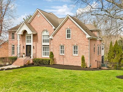 9434 Highwood Hill Rd