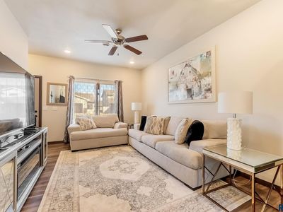 3509 E Siasconset Pl