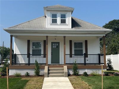 76 Rosella Ave