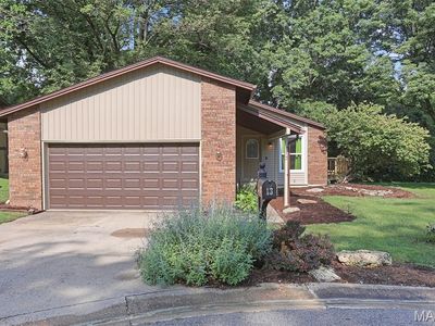 Property at 13 Dogwood Ln, Glen Carbon, IL