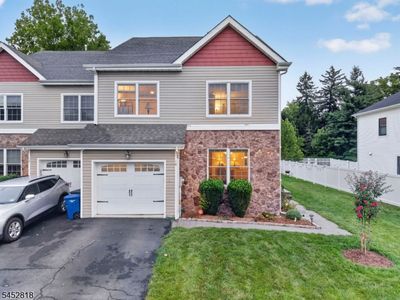 10 Riverside Dr