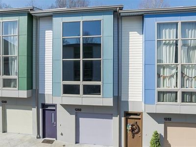 1250 Breuer Mews NW