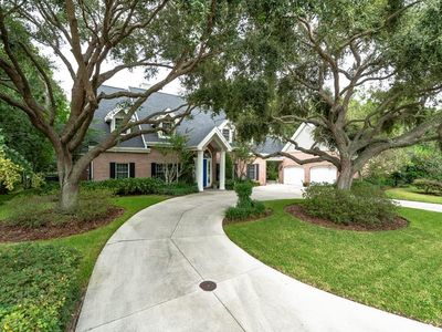 3706 AVENIDA MADERA