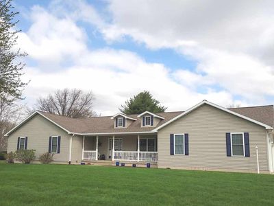 44 Hillcrest Dr