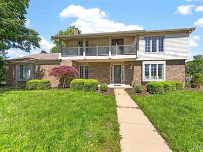 Property at 15203 Country Ridge Dr, Chesterfield, MO