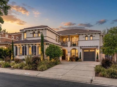 950 Baylor Dr