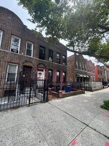 105 Rockaway Pkwy