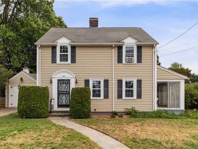Property at 10 Pelham Pkwy, North Providence, RI