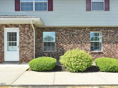 25B Pine Lane APT 8