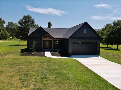 408 Edgewood Dr