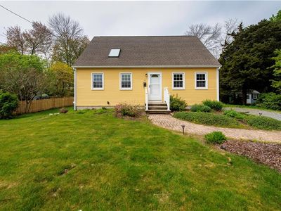 6 Englewood Ct