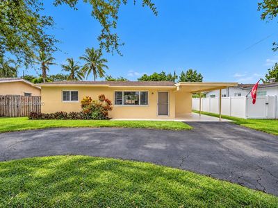 Property at 5031 SW 94th Ter, Cooper City, FL