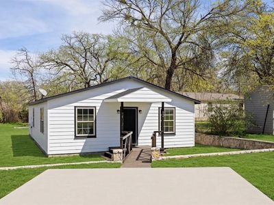 609 Western Hills Trl