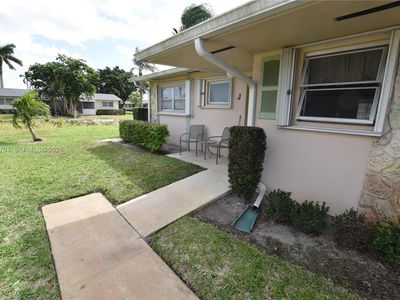 2688 Dudley Dr E APT J