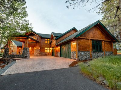 6439 Coopers Hawk Rd
