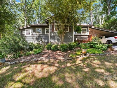 1068 5th Avenue Ct NW