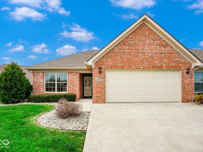 4893 W Harrisburg Ct