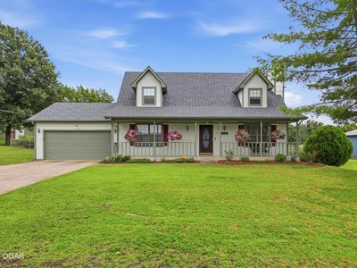 907 Country Side Dr