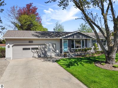 2900 Victoria Dr