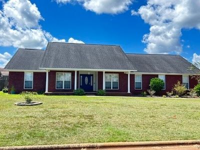 107 Stonehedge Dr