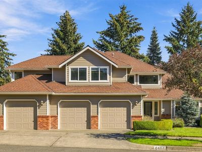 4407 Country Club Drive NE