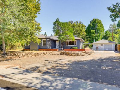 Property at 2137 E Jackson St, Medford, OR